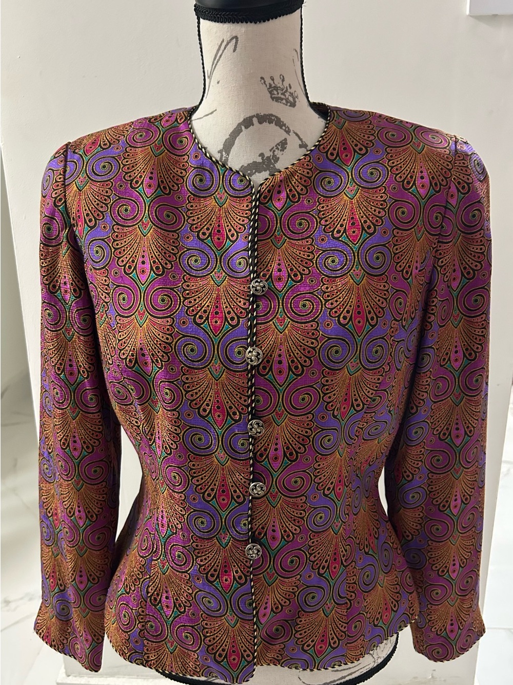 Vintage Adrianna Papell Purple & Gold Patterned Button-Front Long Sleeve Blazer